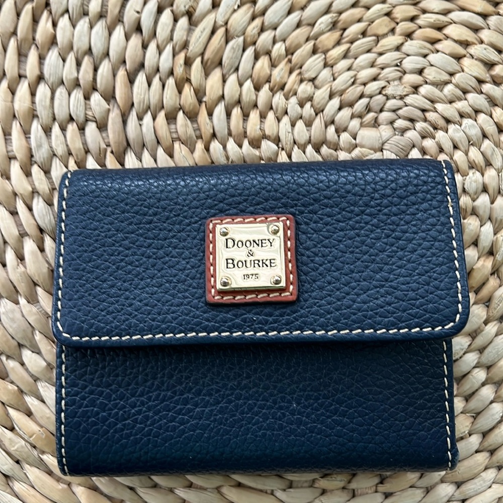Dooney & Bourke trifold wallet in Navy Blue